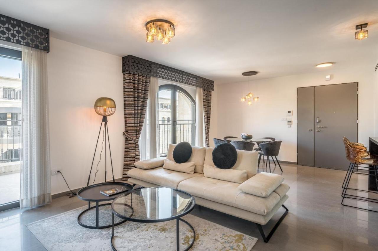 Front Of The Old City In Jerusalem - Luxurious Residence Eksteriør bilde