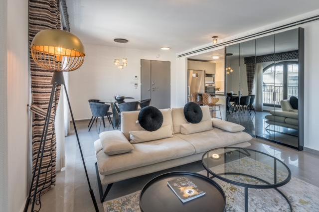 Front Of The Old City In Jerusalem - Luxurious Residence Rom bilde